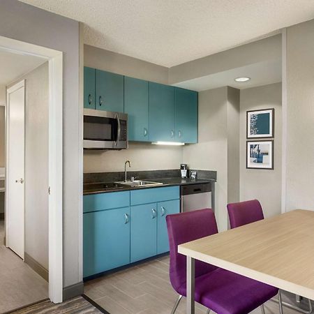 Hampton Inn & Suites Fort Lauderdale Airport Hollywood Eksteriør bilde