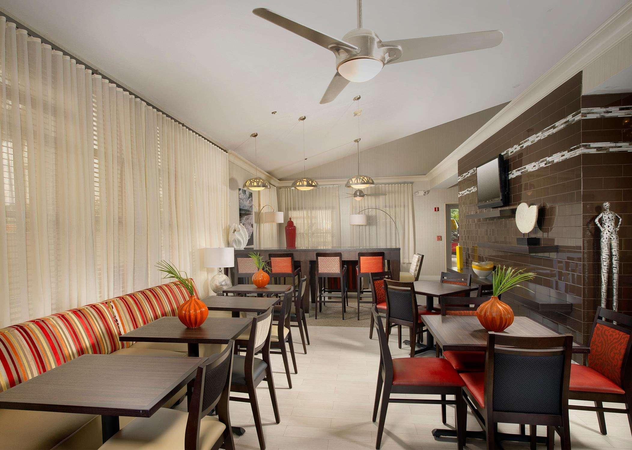 Hampton Inn & Suites Fort Lauderdale Airport Hollywood Eksteriør bilde